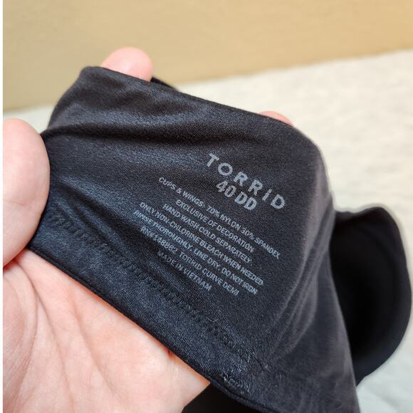 Torrid Womens Full Coverage Underwired Black Bra Size 40DD - Picture 3 of 3